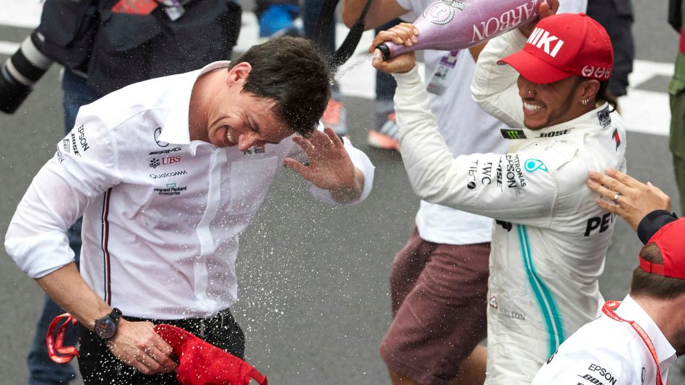 Wolff conferma l'impegno di Mercedes in F1. E vuole tenersi stretto Hamilton