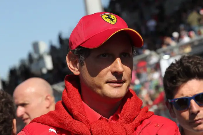 Le “banalità” di Elkann offendono la Ferrari