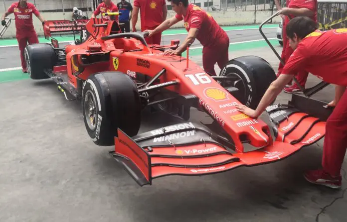 Ferrari differenzia il carico al posteriore