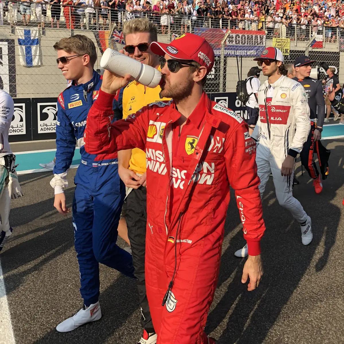 Webber bacchetta Vettel: "Non sa ascoltare"