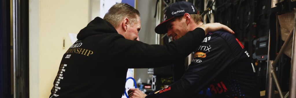 F1 - Max e Jos Verstappen festeggiano il titolo di Max nel 2021.