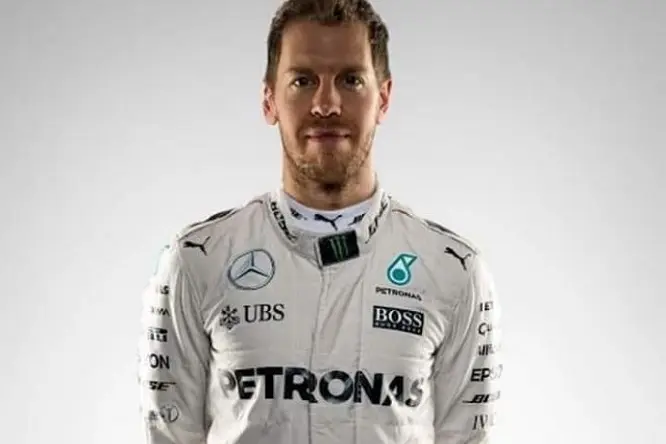 Vettel Mercedes 